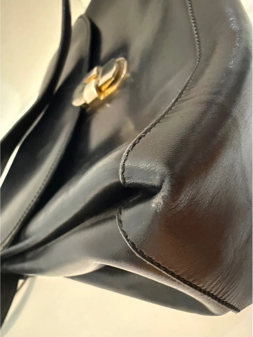 Fontana black leather shoulder bag